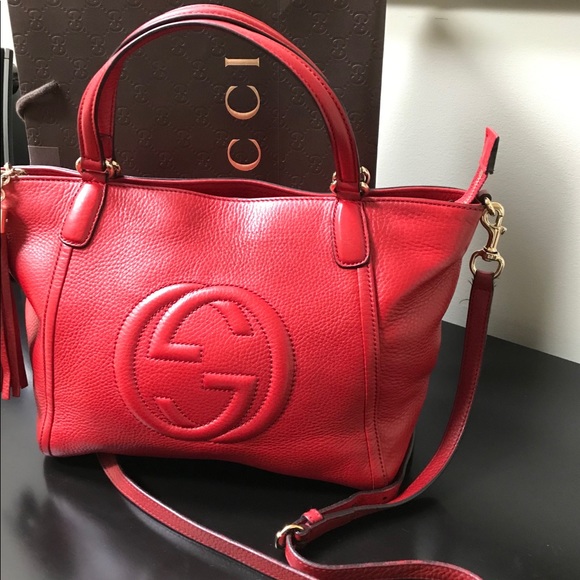 Gucci Handbags - Gucci soho crossbody